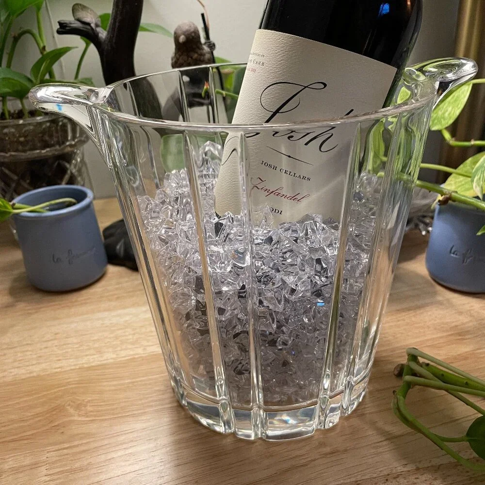 VINTAGE CRYSTAL Ice Bucket in Excellent Used Condition